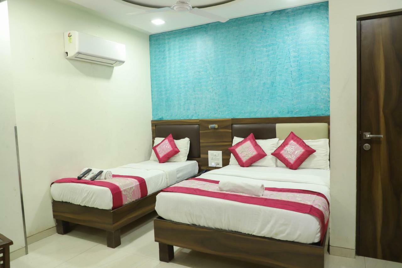 Hotel Plaza Executive - Near Bkc Bombay Extérieur photo