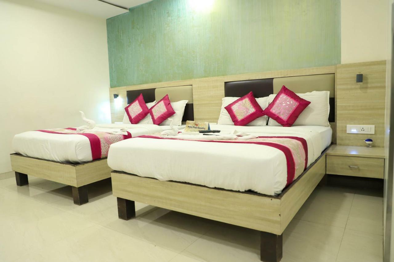 Hotel Plaza Executive - Near Bkc Bombay Extérieur photo